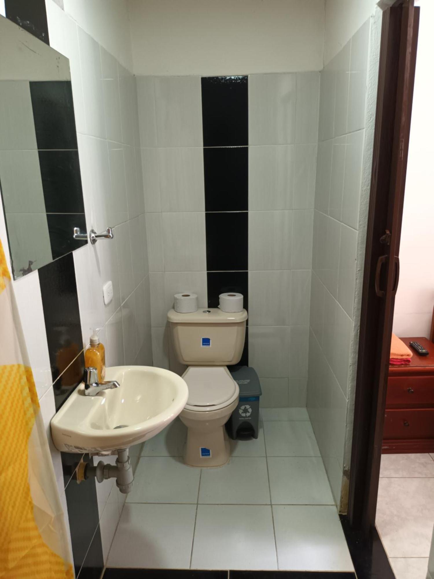 Hotel Internacional חרדין מראה חיצוני תמונה